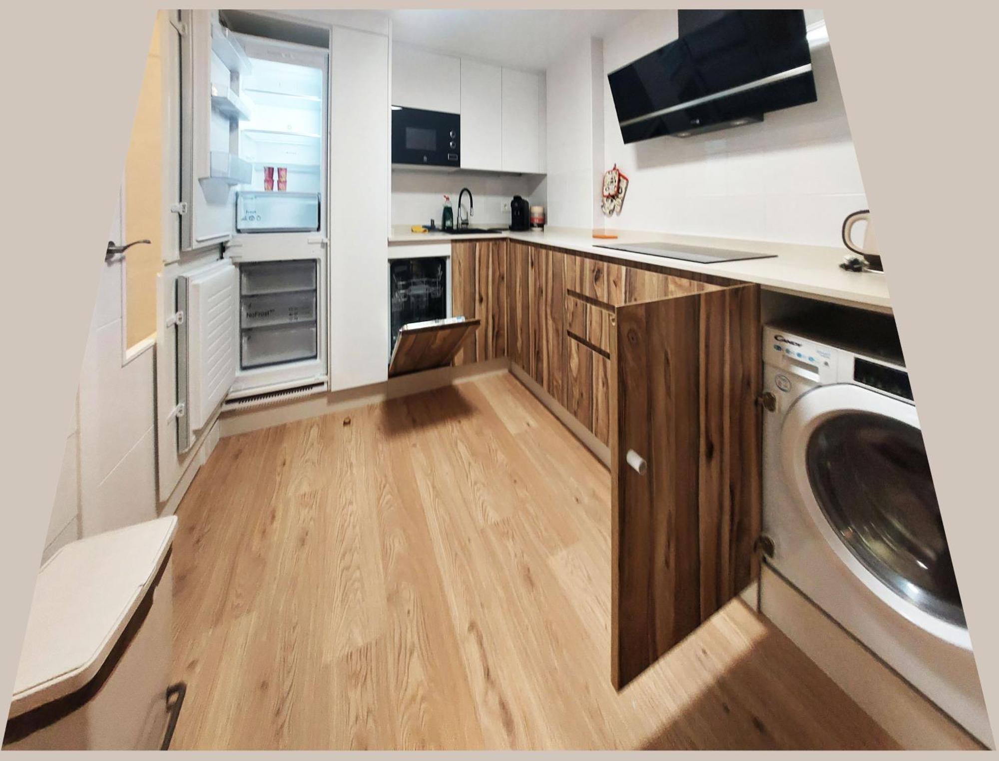 Don Miguel, Y Parking Apartment Huelva